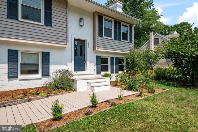 104 GROH LN, Annapolis, MD 21403