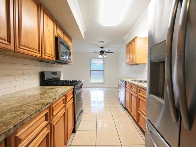 3810 Bonita Lane, La Porte, TX 77571