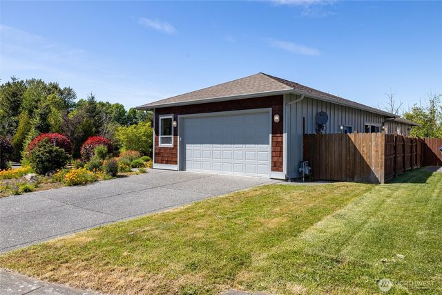 1424 Cascara Court, Ferndale, WA 98248