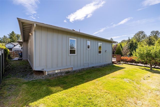 1424 Cascara Court, Ferndale, WA 98248