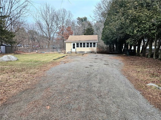 82 Wood Street, Coventry, RI 02816