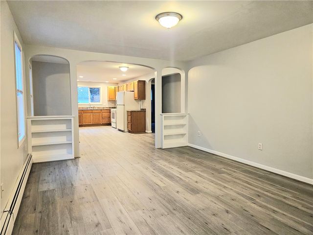 82 Wood Street, Coventry, RI 02816