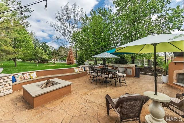 1603 Waldens Meadow Court, Ellisville, MO 63011