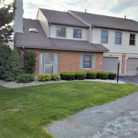 9303 WHITEHALL Lane 9303, Orland Park, IL 60462