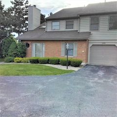 9303 WHITEHALL Lane 9303, Orland Park, IL 60462