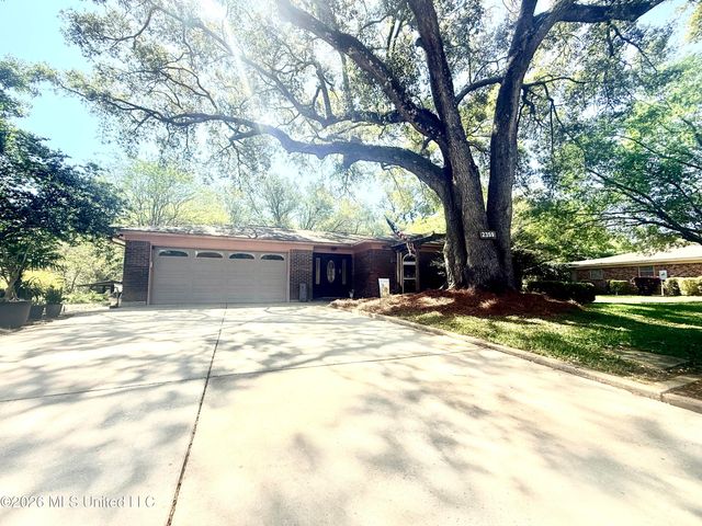 2359 Sandalwood Place, Gautier, MS 39553