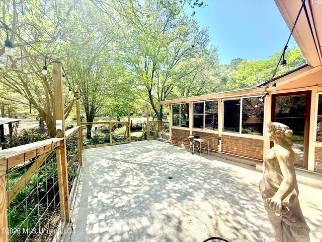 2359 Sandalwood Place, Gautier, MS 39553