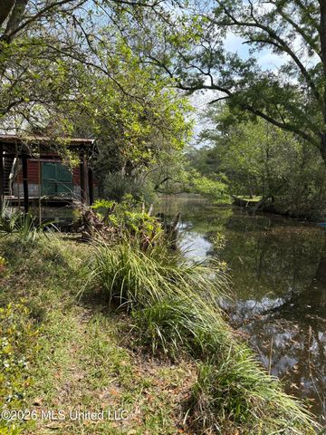 2359 Sandalwood Place, Gautier, MS 39553