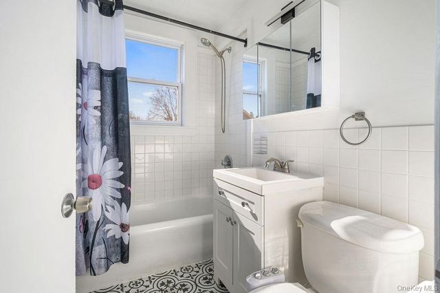 135 Webster Avenue 2nd Floor, Harrison, NY 10528