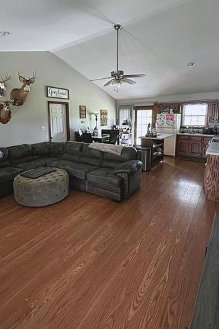 218 Mangold Drive, Nancy, KY 42544