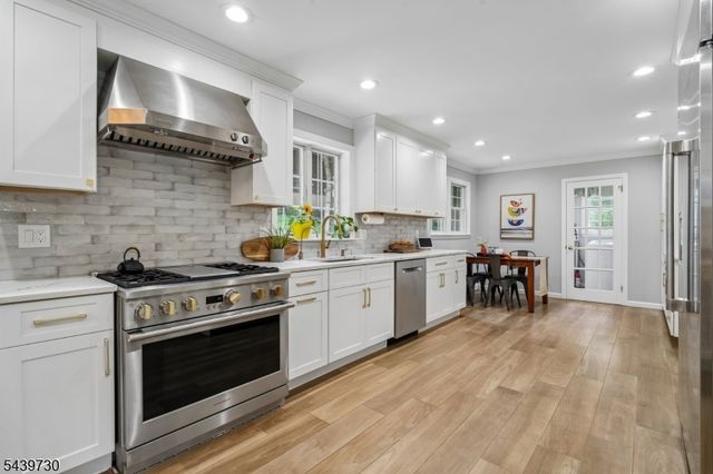 36 Wentworth Dr, Berkeley Heights Twp., NJ 07922