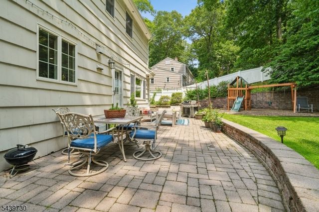 36 Wentworth Dr, Berkeley Heights Twp., NJ 07922