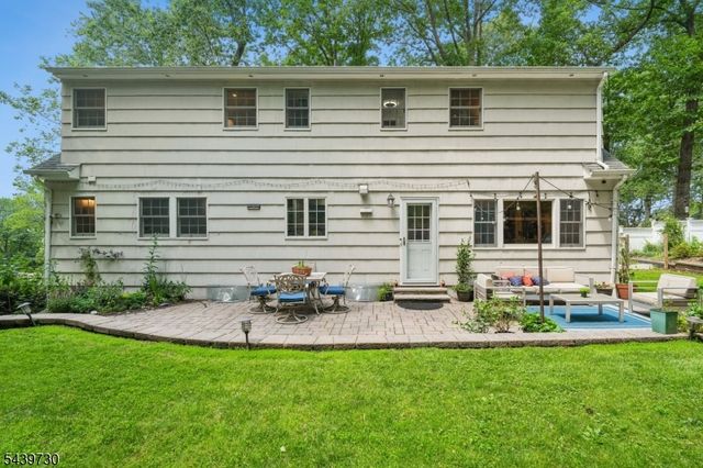36 Wentworth Dr, Berkeley Heights Twp., NJ 07922