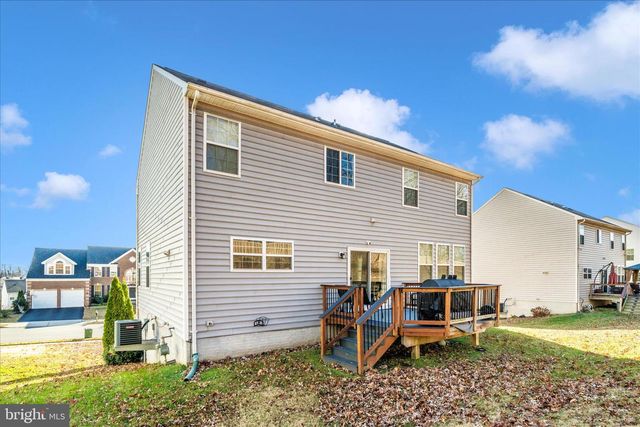 15845 EAGLE FEATHER DR, Woodbridge, VA 22191