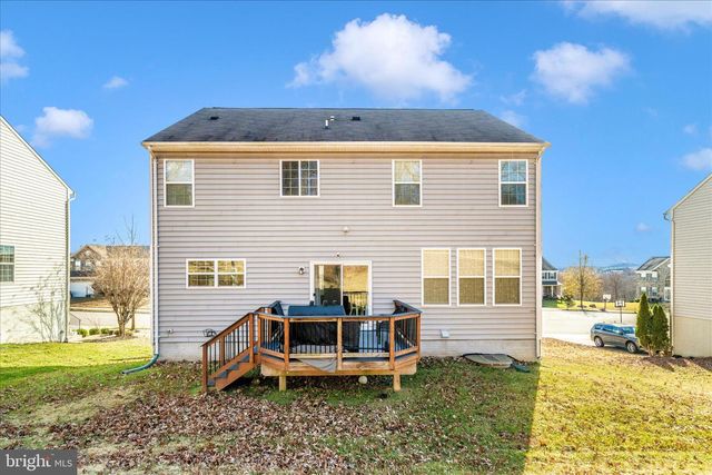 15845 EAGLE FEATHER DR, Woodbridge, VA 22191