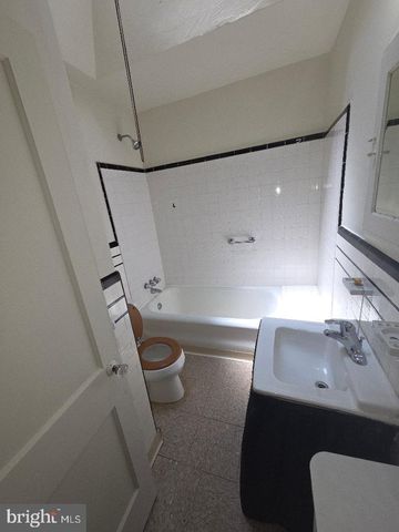 434 HAMPDEN RD, Upper Darby, PA 19082