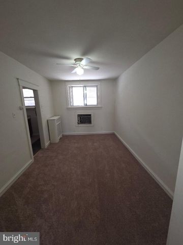 434 HAMPDEN RD, Upper Darby, PA 19082