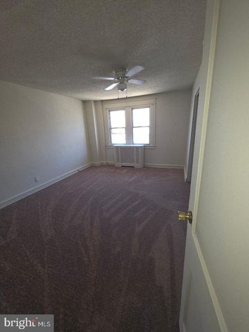 434 HAMPDEN RD, Upper Darby, PA 19082