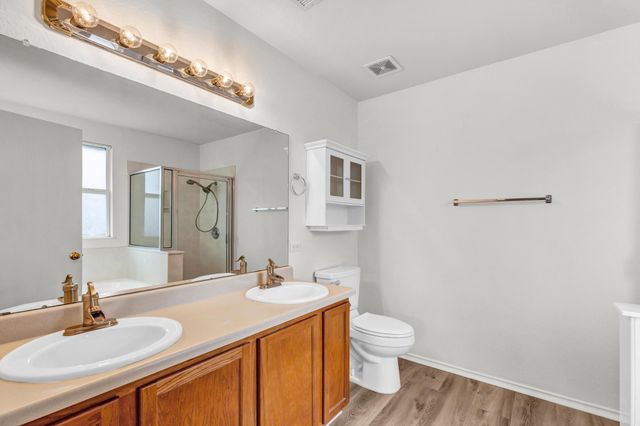 609 Golden Gate DR, Leander, TX 78641