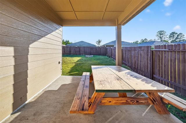 22715 Steel Blue Jaybird Drive, Hockley, TX 77447