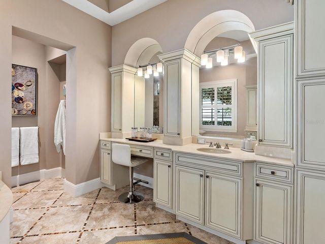 16214 BAYCROSS DRIVE, Lakewood Ranch, FL 34202