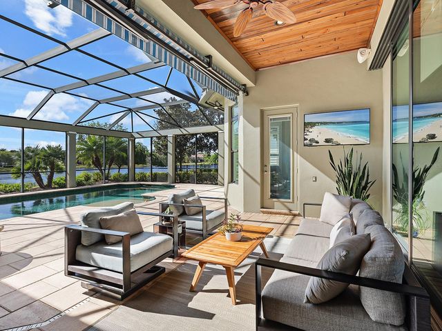 16214 BAYCROSS DRIVE, Lakewood Ranch, FL 34202