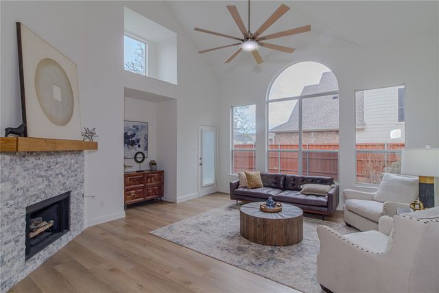 5921 Hidden Pine Lane, Mckinney, TX 75070