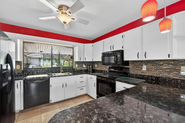 370 E COLUMBIA STREET, Lake Alfred, FL 33850