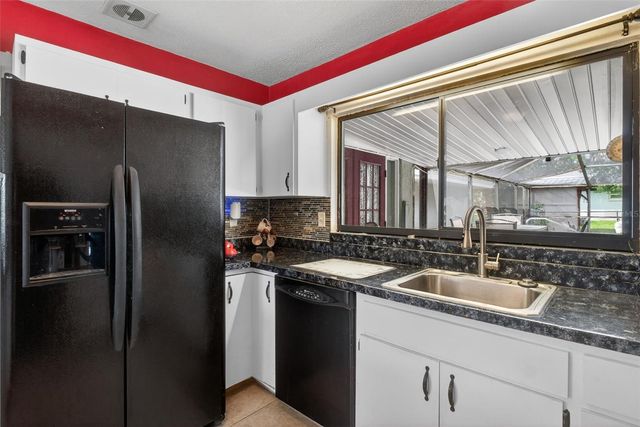 370 E COLUMBIA STREET, Lake Alfred, FL 33850