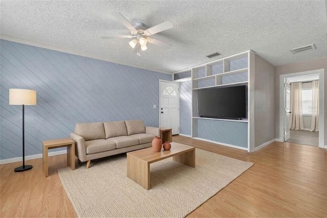 370 E COLUMBIA STREET, Lake Alfred, FL 33850