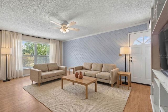 370 E COLUMBIA STREET, Lake Alfred, FL 33850