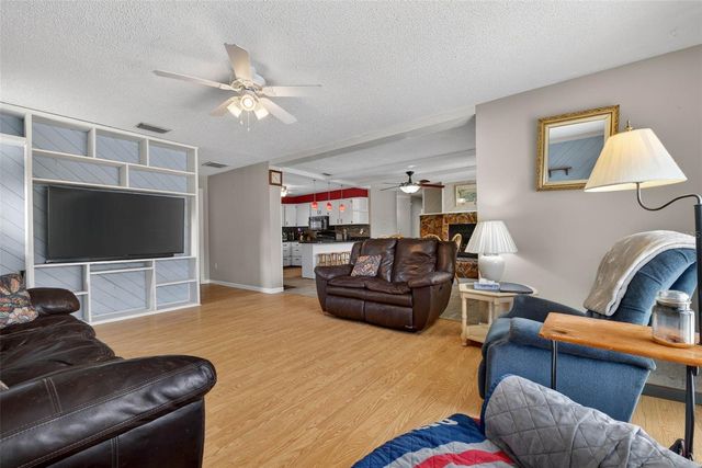 370 E COLUMBIA STREET, Lake Alfred, FL 33850