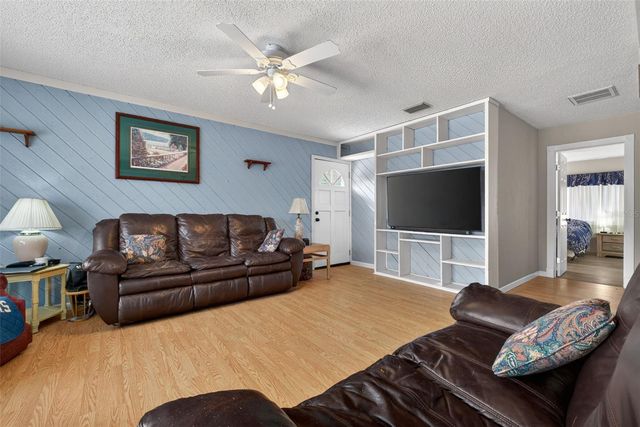 370 E COLUMBIA STREET, Lake Alfred, FL 33850