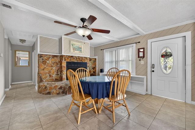 370 E COLUMBIA STREET, Lake Alfred, FL 33850