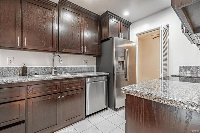 1230 Horn Avenue 307, West Hollywood, CA 90069