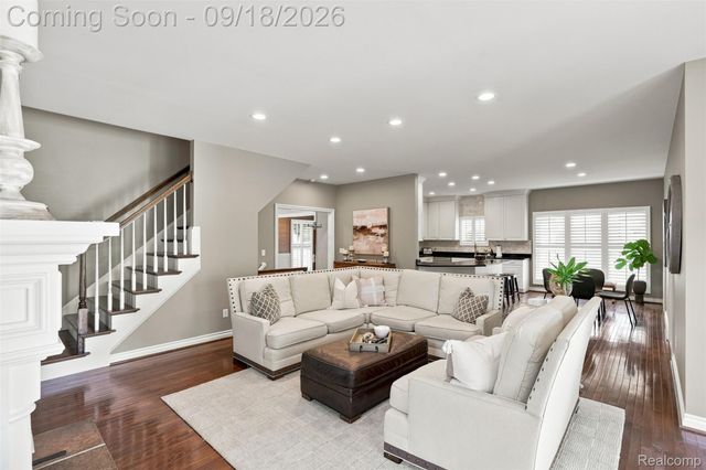 2501 Dorchester Road, Birmingham, MI 48009