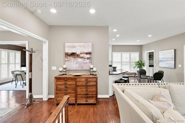 2501 Dorchester Road, Birmingham, MI 48009