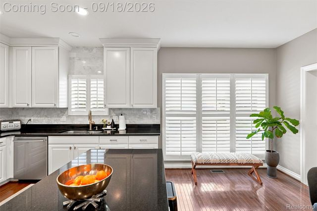 2501 Dorchester Road, Birmingham, MI 48009