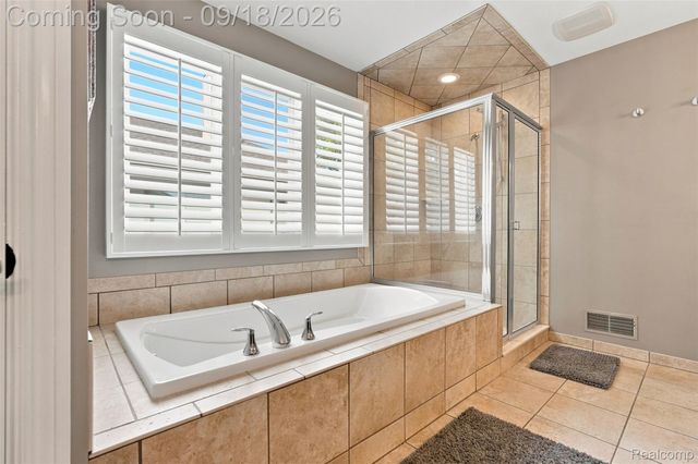 2501 Dorchester Road, Birmingham, MI 48009