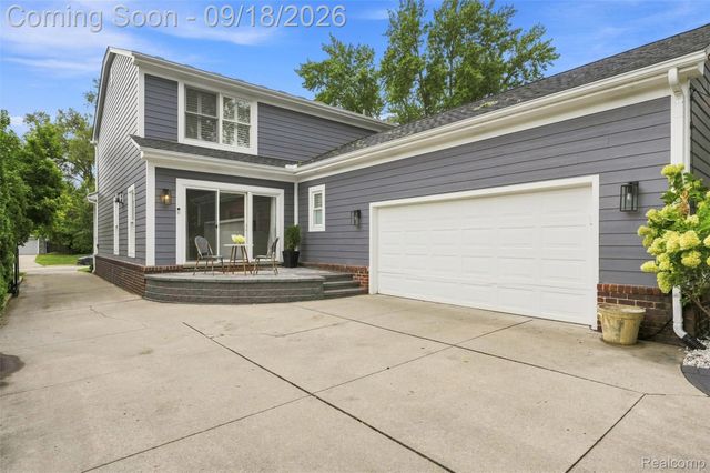 2501 Dorchester Road, Birmingham, MI 48009