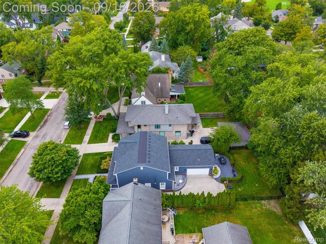 2501 Dorchester Road, Birmingham, MI 48009