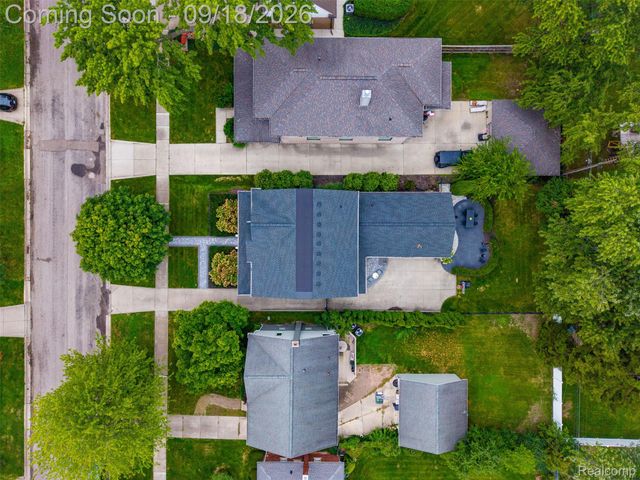 2501 Dorchester Road, Birmingham, MI 48009