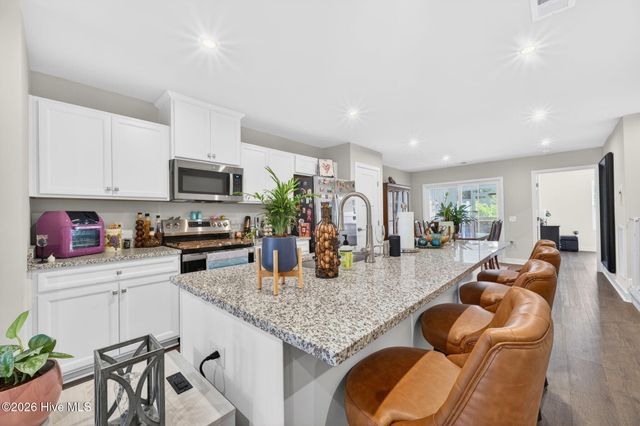 2063 Parow Lane NW, Calabash, NC 28467