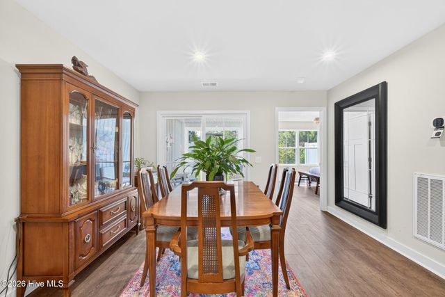 2063 Parow Lane NW, Calabash, NC 28467