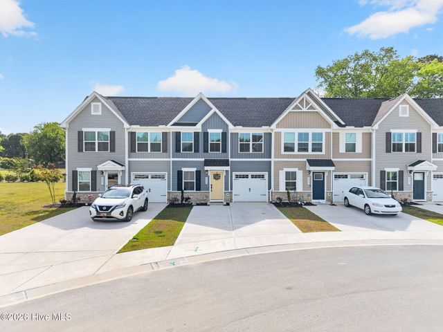 2063 Parow Lane NW, Calabash, NC 28467