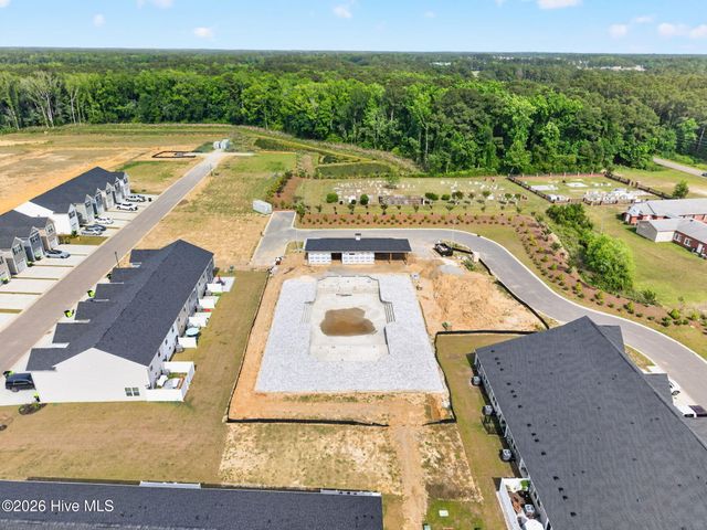 2063 Parow Lane NW, Calabash, NC 28467