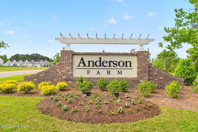 2063 Parow Lane NW, Calabash, NC 28467
