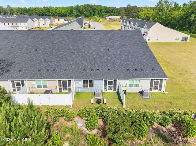 2063 Parow Lane NW, Calabash, NC 28467
