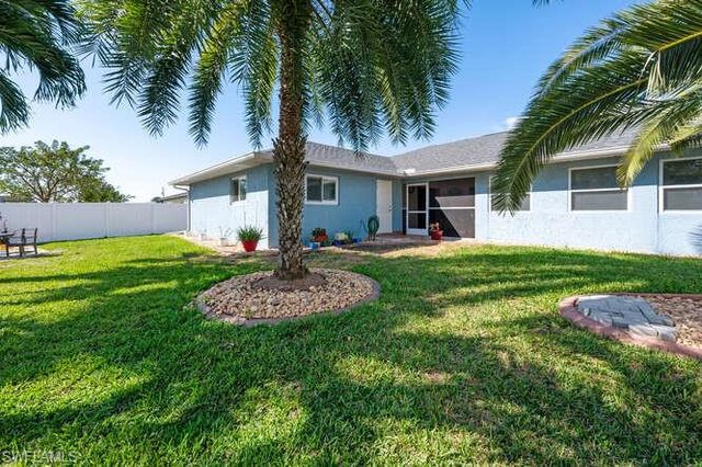 1914 34th ST, Cape Coral, FL 33909