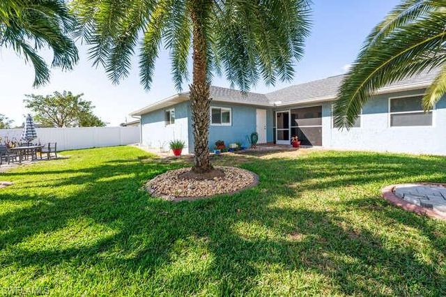 1914 34th ST, Cape Coral, FL 33909